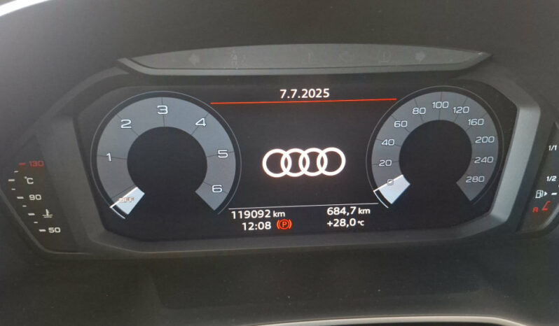 
								AUDI Q3 35TDI 150CV STRONIC AUTOMÁTICO completo									