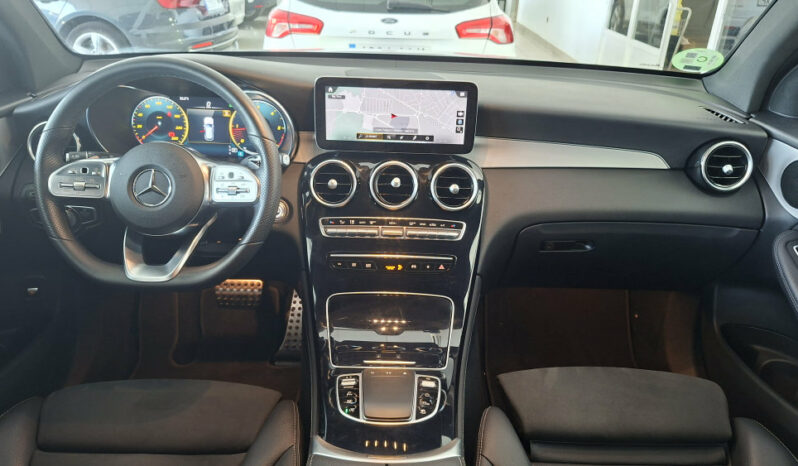 
								MERCEDES GLC 200D 4MATIC 163CV AMG completo									