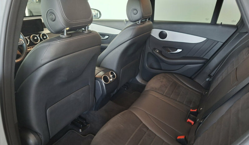 
								MERCEDES GLC 200D 4MATIC 163CV AMG completo									