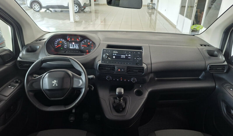 
								PEUGEOT RIFTER 1.5HDI ACTIVE PACK completo									