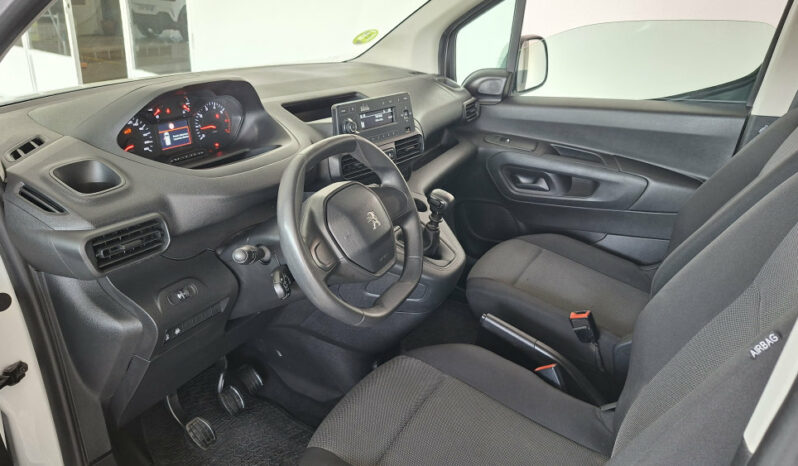 
								PEUGEOT RIFTER 1.5HDI ACTIVE PACK completo									