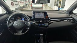 
										TOYOTA CHR 1.8 125 CV ADVANCE HYBRID completo									