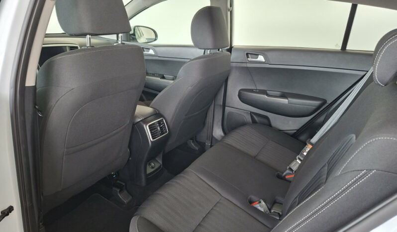 
								KIA SPORTAGE 1.6 MHE BUSSINES 136CV completo									