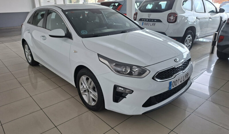 KIA CEED  1.0 T-GDI 100 CV DRIVE completo