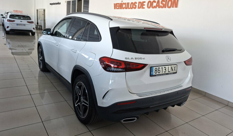 MERCEDES GLA 200D 150CV  AMG LINE completo